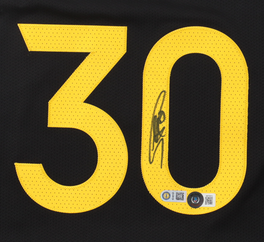 Stephen Curry Signed Warriors Nike Jersey (Beckett & Curry) at PristineAuction.com Stephen Curry Signed Warriors Nike Jersey (Beckett & Curry) at PristineAuction.com