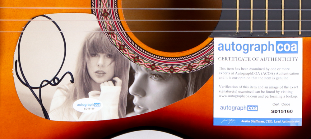 Taylor Swift Signed 38" Acoustic Guitar (AutographCOA) at PristineAuction.com Taylor Swift Signed 38" Acoustic Guitar (AutographCOA) at PristineAuction.com