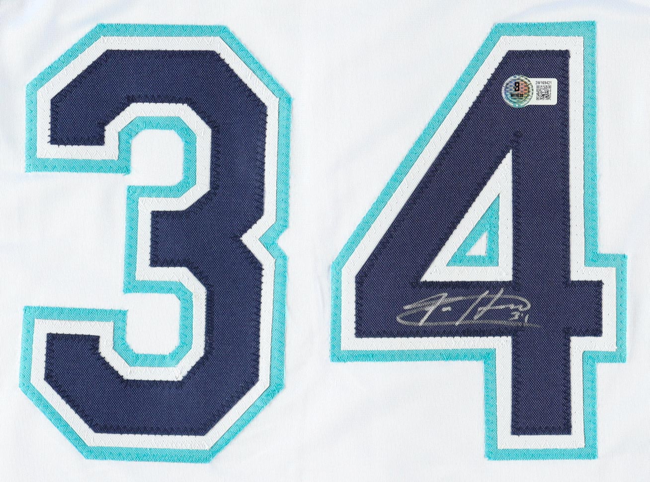 Felix Hernandez Signed Jersey (Beckett) at PristineAuction.com Felix Hernandez Signed Jersey (Beckett) at PristineAuction.com