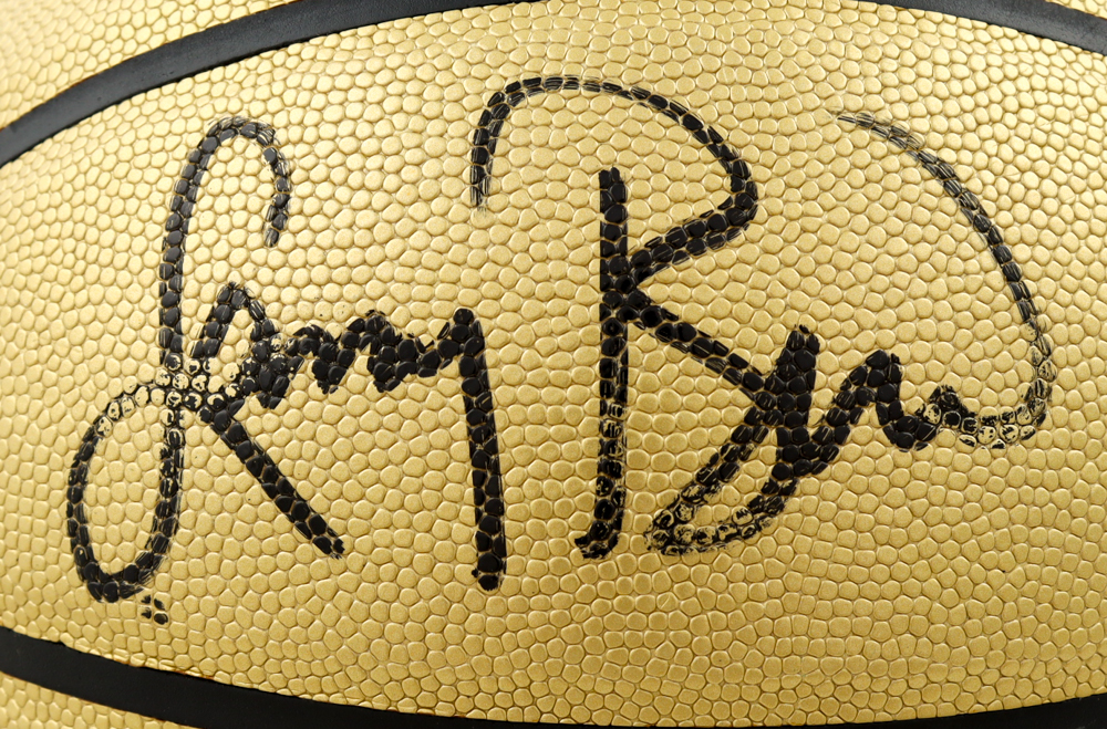 Larry Bird Signed Gold NBA Basketball With Display Stand (Beckett) at PristineAuction.com Larry Bird Signed Gold NBA Basketball With Display Stand (Beckett) at PristineAuction.com