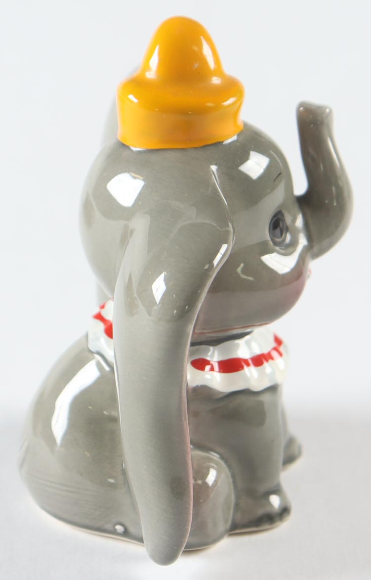1965 Vintage Dumbo Disney 3.5"Ceramic Figure with Display Case at PristineAuction.com 1965 Vintage Dumbo Disney 3.5"Ceramic Figure with Display Case at PristineAuction.com