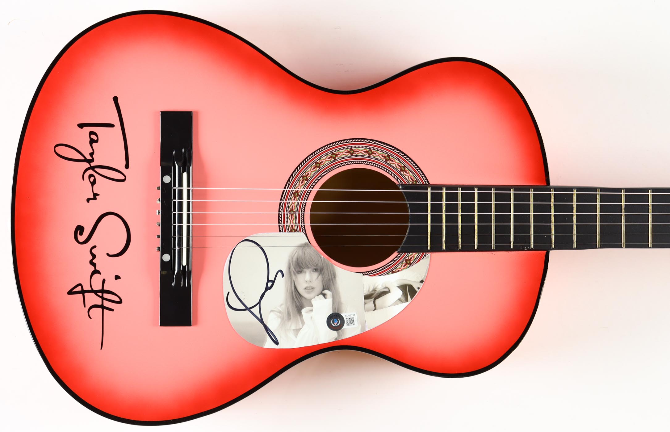 Taylor Swift Signed 38" Acoustic Guitar (Beckett) at PristineAuction.com Taylor Swift Signed 38" Acoustic Guitar (Beckett) at PristineAuction.com