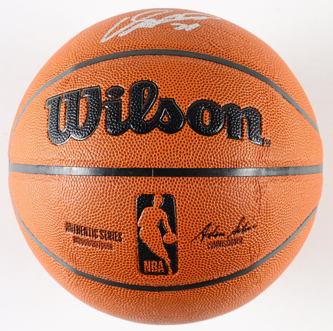 Dominique Wilkins Signed NBA Basketball (JSA) at PristineAuction.com Dominique Wilkins Signed NBA Basketball (JSA) at PristineAuction.com