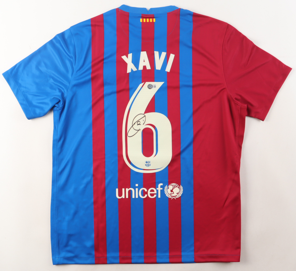 Xavi Hernandez Signed Barcelona Jersey (Beckett) at PristineAuction.com Xavi Hernandez Signed Barcelona Jersey (Beckett) at PristineAuction.com