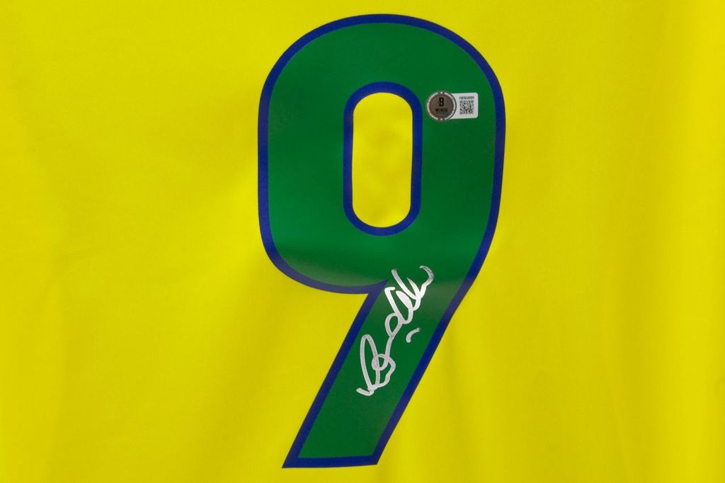 Ronaldo Nazario Signed Brazil Jersey (Beckett) at PristineAuction.com Ronaldo Nazario Signed Brazil Jersey (Beckett) at PristineAuction.com