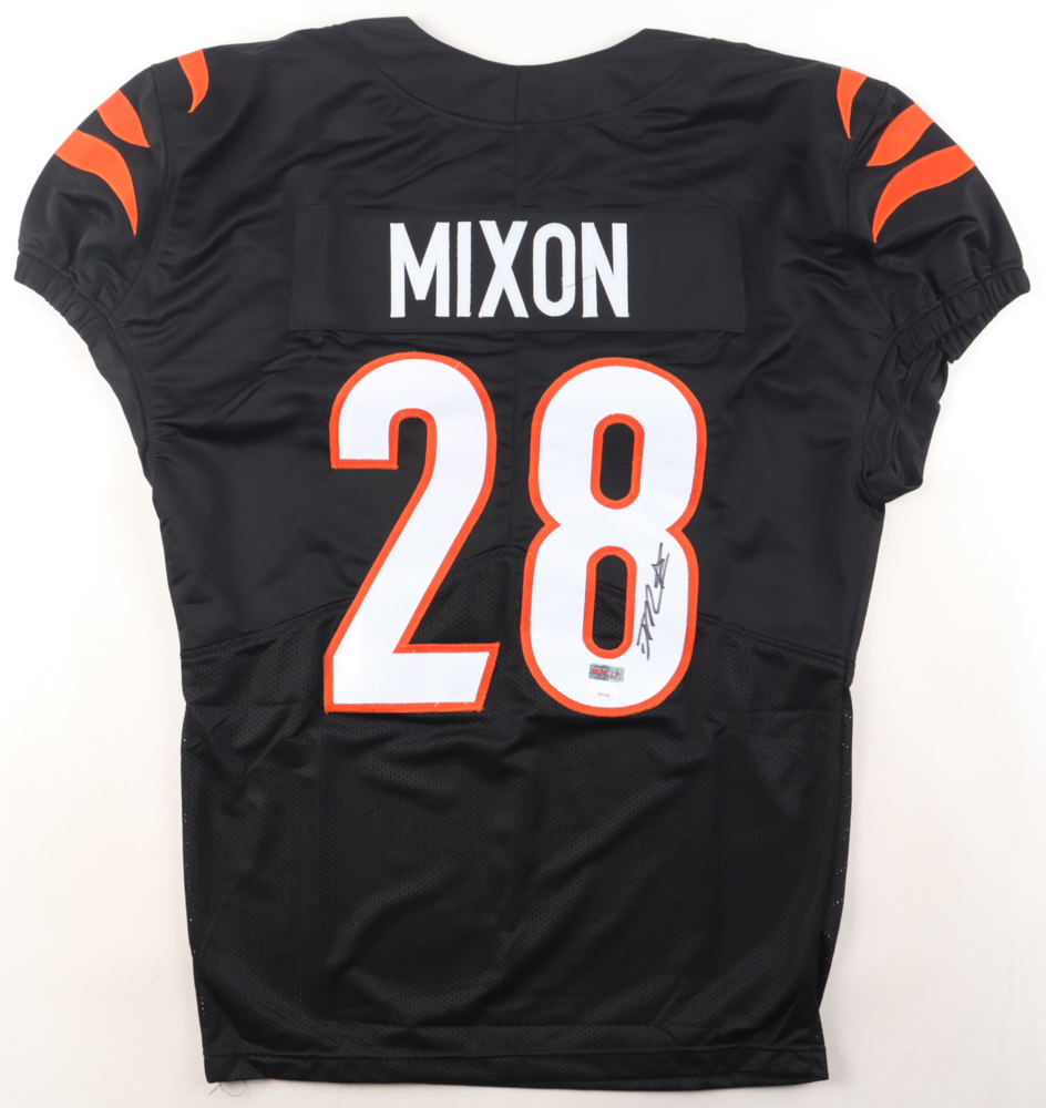 Joe Mixon Signed Jersey (JSA & PIA) at PristineAuction.com Joe Mixon Signed Jersey (JSA & PIA) at PristineAuction.com