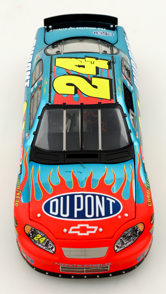 Jeff Gordon LE NASCAR 24 DuPont 2005 Monte Carlo Elite Color Chrome 1