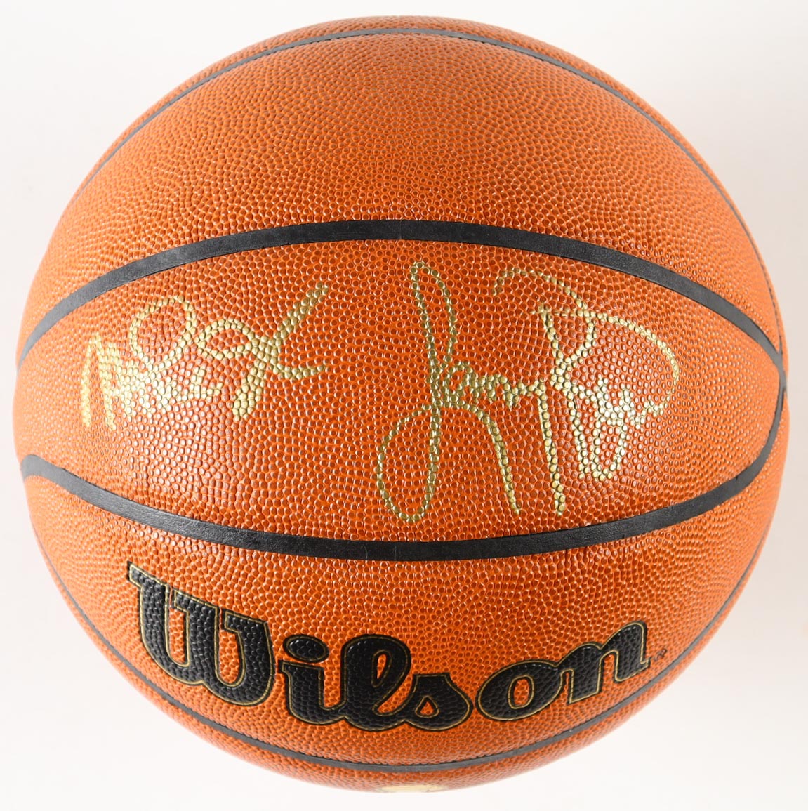 Magic Johnson & Larry Bird Signed NBA Finals Trophy Special Edition Basketball with Display Case (Beckett) at PristineAuction.com Magic Johnson & Larry Bird Signed NBA Finals Trophy Special Edition Basketball with Display Case (Beckett) at PristineAuction.com