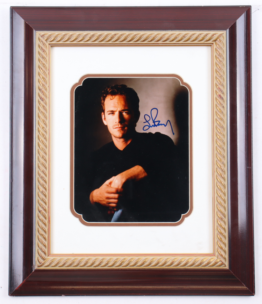 Luke Perry Signed Custom Framed Photo Display (Beckett) at PristineAuction.com Luke Perry Signed Custom Framed Photo Display (Beckett) at PristineAuction.com