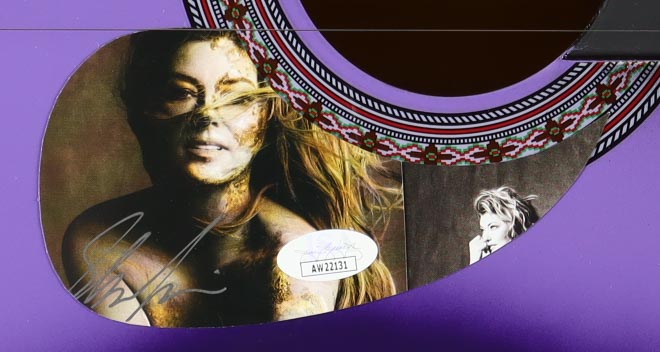 Shania Twain Signed 38" Acoustic Guitar (JSA) at PristineAuction.com Shania Twain Signed 38" Acoustic Guitar (JSA) at PristineAuction.com