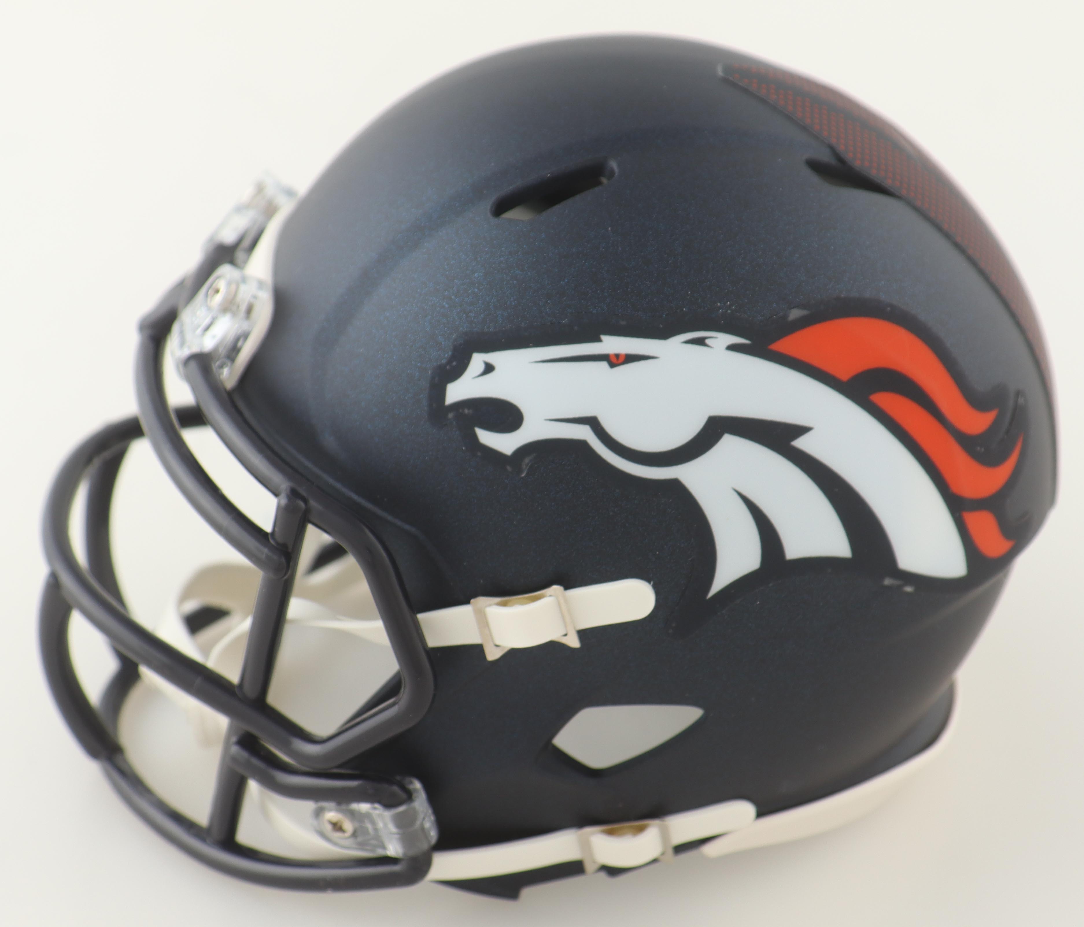 Javonte Williams Signed Broncos Speed Mini Helmet (Beckett) at PristineAuction.com Javonte Williams Signed Broncos Speed Mini Helmet (Beckett) at PristineAuction.com
