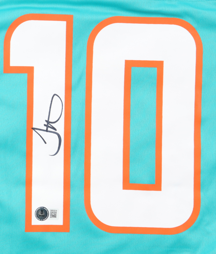 Tyreek Hill Signed Nike Dolphins Jersey (Beckett) at PristineAuction.com Tyreek Hill Signed Nike Dolphins Jersey (Beckett) at PristineAuction.com