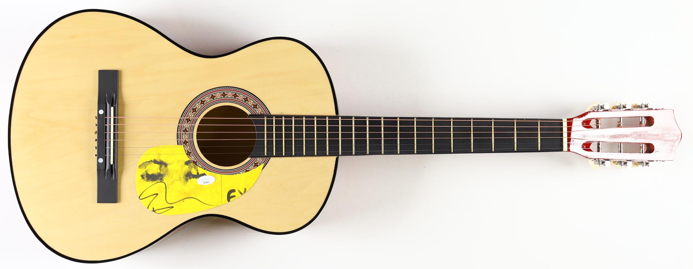 Ed Sheeran Signed 38" Acoustic Guitar (JSA) at PristineAuction.com Ed Sheeran Signed 38" Acoustic Guitar (JSA) at PristineAuction.com