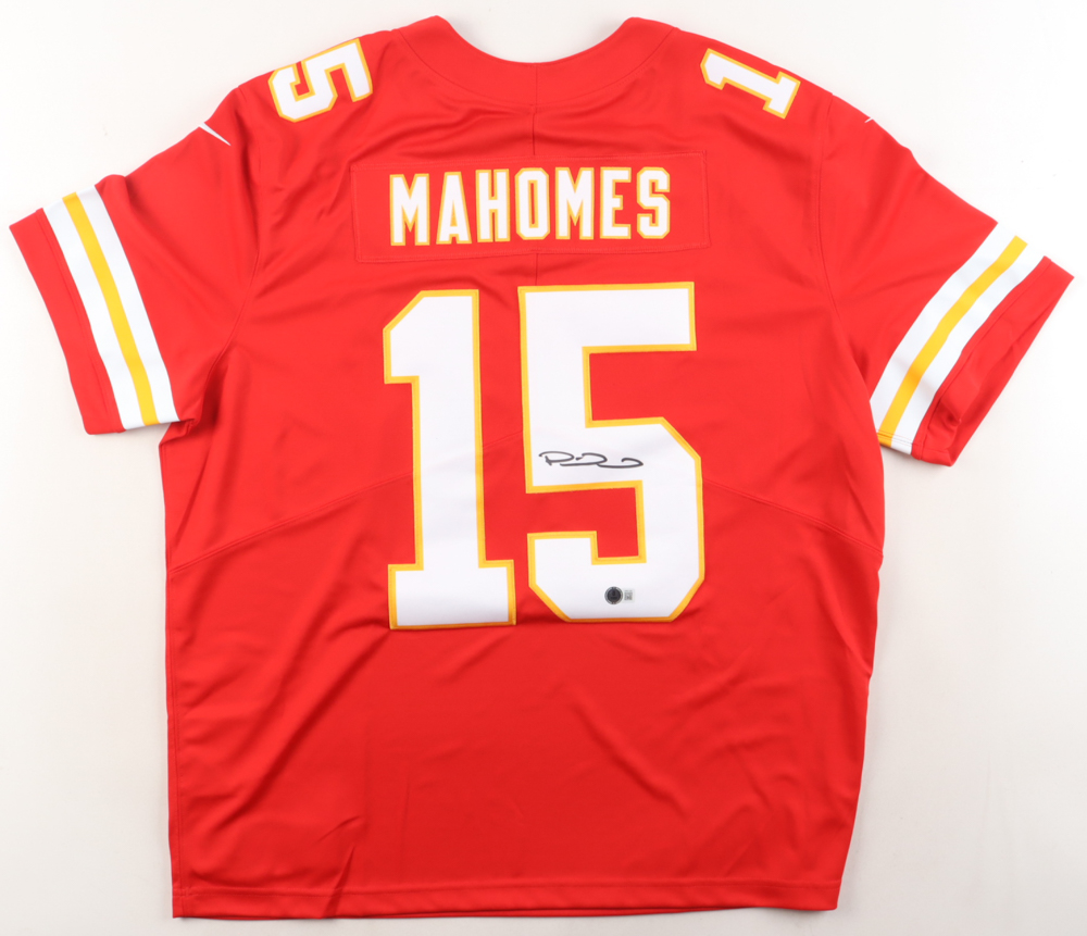 Patrick Mahomes II Signed Chiefs Jersey (Beckett) at PristineAuction.com Patrick Mahomes II Signed Chiefs Jersey (Beckett) at PristineAuction.com