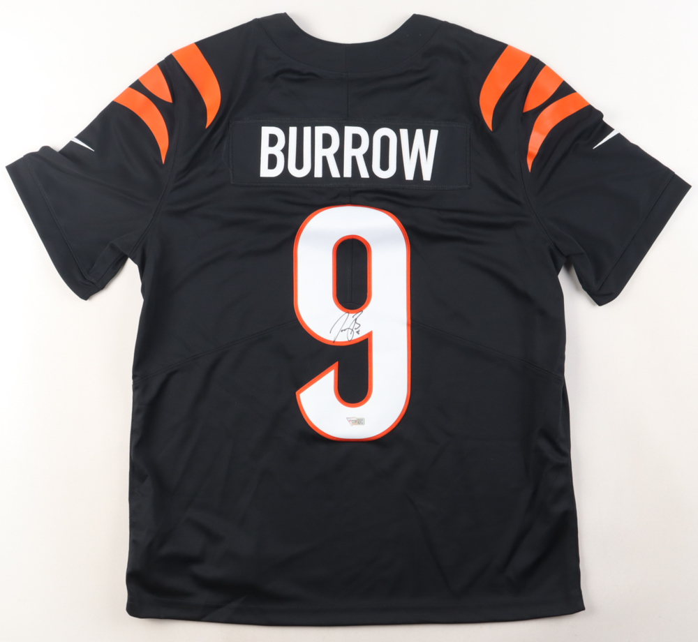 Joe Burrow Signed Nike Bengals Jersey (Fanatics) at PristineAuction.com Joe Burrow Signed Nike Bengals Jersey (Fanatics) at PristineAuction.com