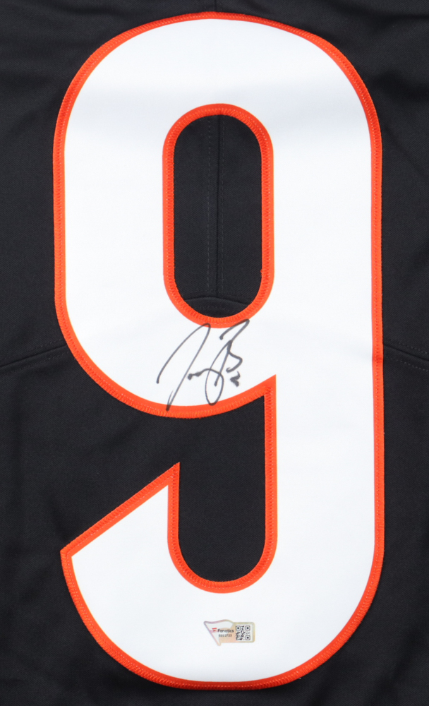 Joe Burrow Signed Nike Bengals Jersey (Fanatics) at PristineAuction.com Joe Burrow Signed Nike Bengals Jersey (Fanatics) at PristineAuction.com