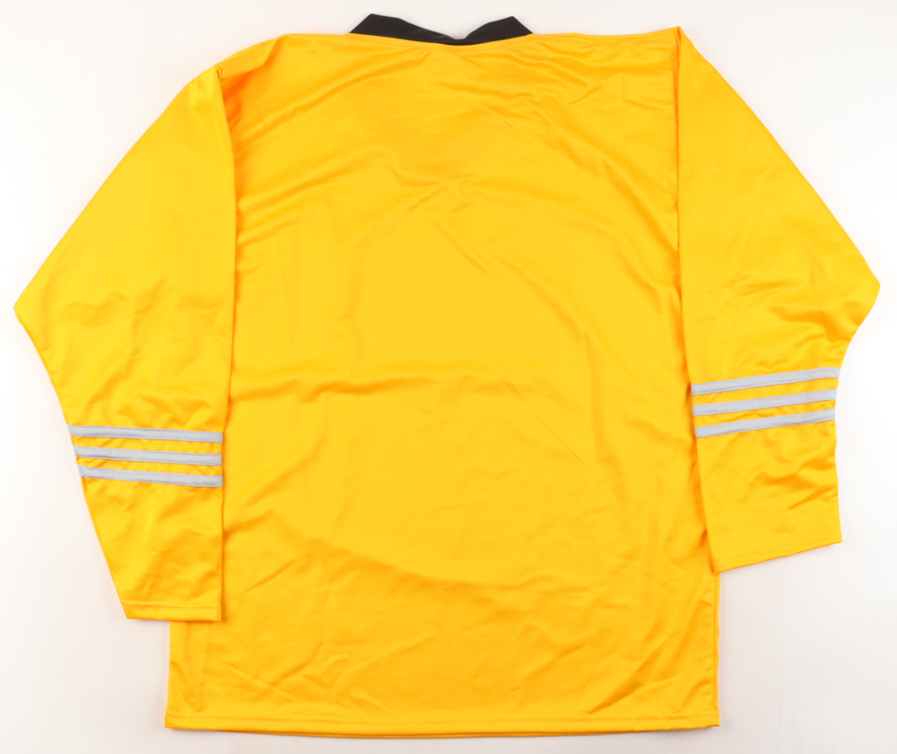 William Shatner Signed "Star Trek" Prop Uniform Shirt (PSA) at PristineAuction.com William Shatner Signed "Star Trek" Prop Uniform Shirt (PSA) at PristineAuction.com