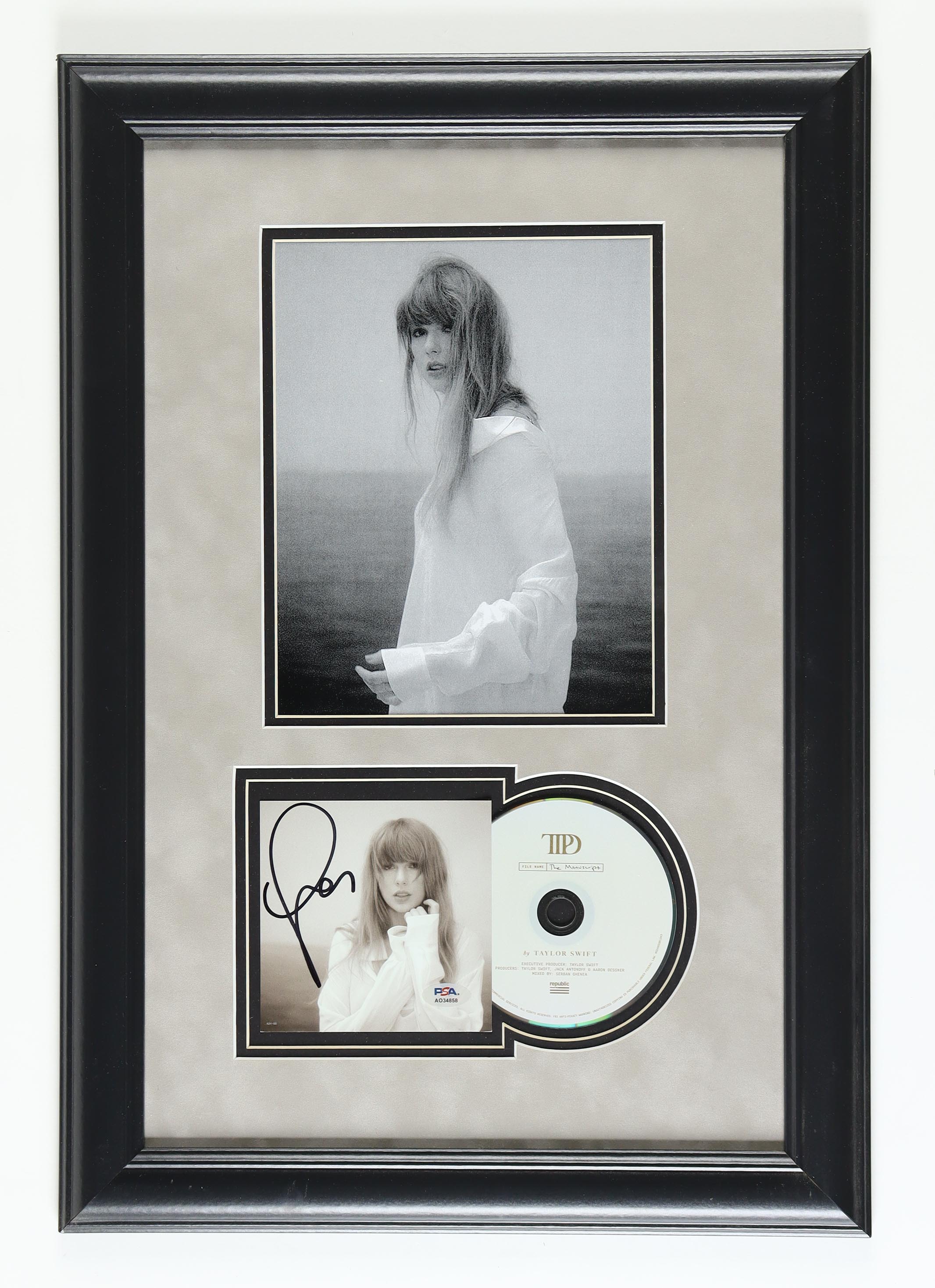 Taylor Swift Signed Custom Framed "The Tortured Poets Department" CD Insert Display (PSA) at PristineAuction.com Taylor Swift Signed Custom Framed "The Tortured Poets Department" CD Insert Display (PSA) at PristineAuction.com