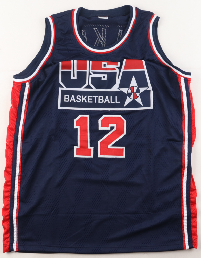 Dominique Wilkins Signed Jersey (PSA) at PristineAuction.com Dominique Wilkins Signed Jersey (PSA) at PristineAuction.com