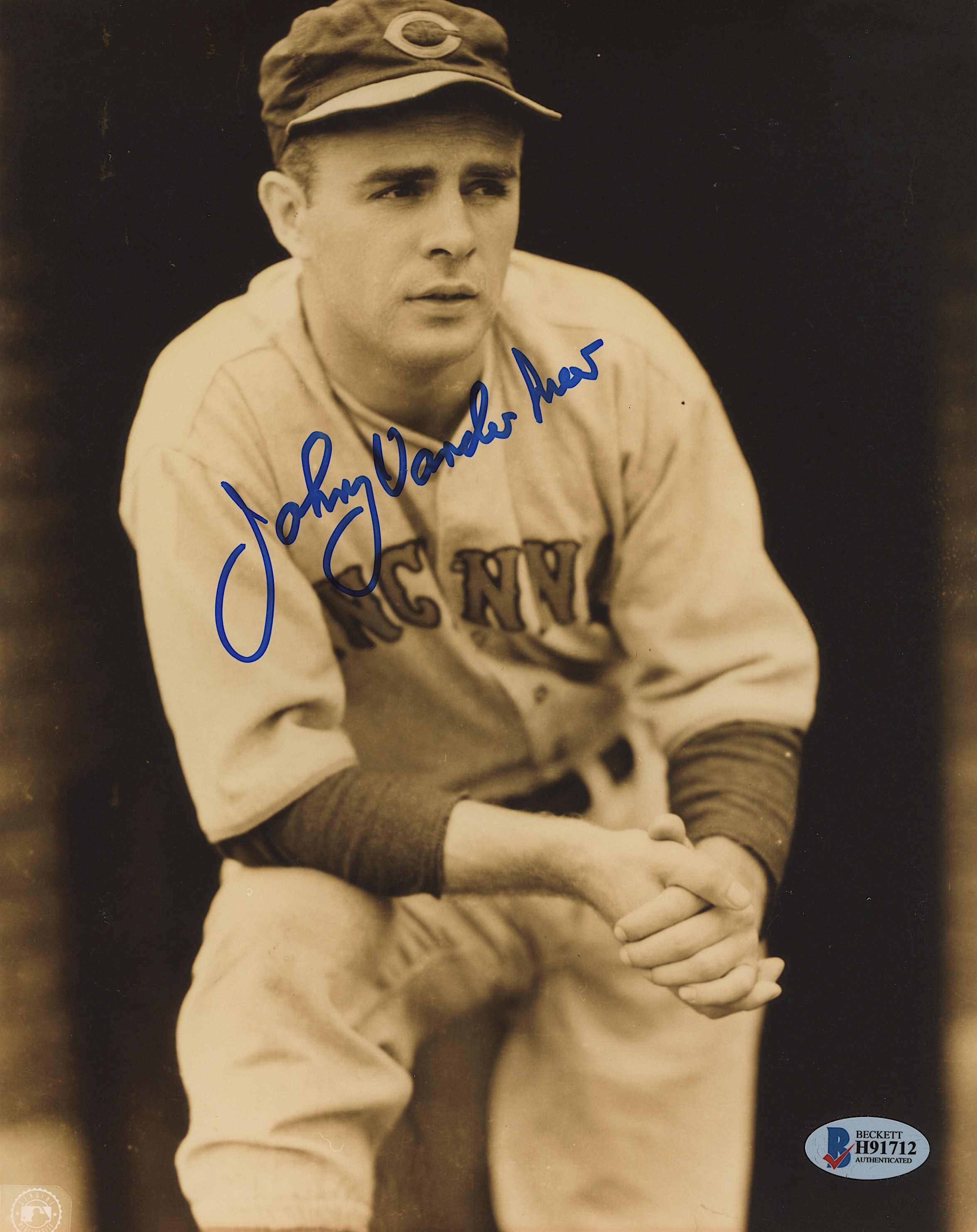 Johnny Vander Meer Signed Reds 8x10 Photo (Beckett COA) at PristineAuction.com Johnny Vander Meer Signed Reds 8x10 Photo (Beckett COA) at PristineAuction.com