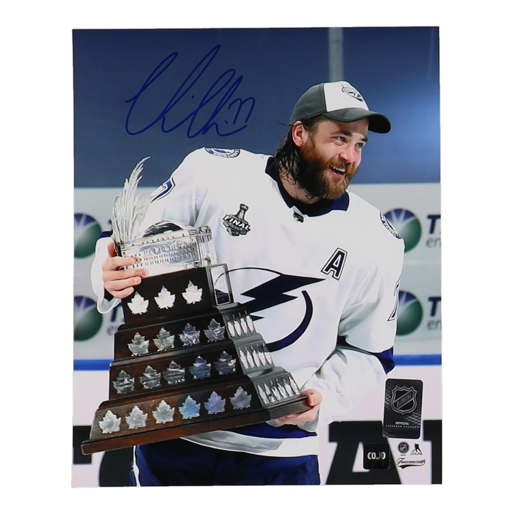 Victor Hedman Signed Lightning 8x10 Photo (COJO) at PristineAuction.com