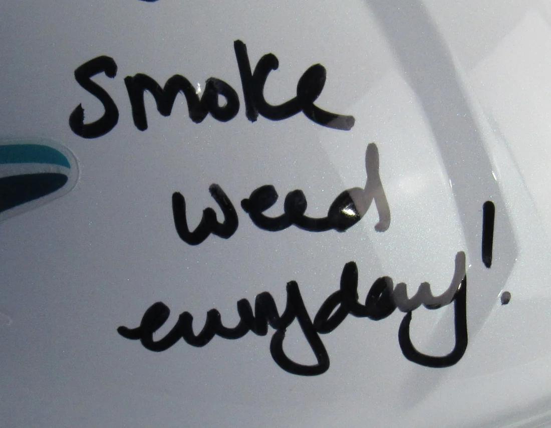 Ricky Williams Signed Dolphins Full-Size Speed Helmet Inscribed "Smoke Weed Everyday!" (JSA) at PristineAuction.com Ricky Williams Signed Dolphins Full-Size Speed Helmet Inscribed "Smoke Weed Everyday!" (JSA) at PristineAuction.com