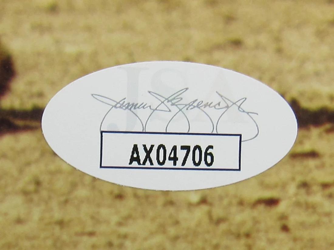 Hank Aaron Signed Braves 8x10 Photo (JSA) at PristineAuction.com Hank Aaron Signed Braves 8x10 Photo (JSA) at PristineAuction.com