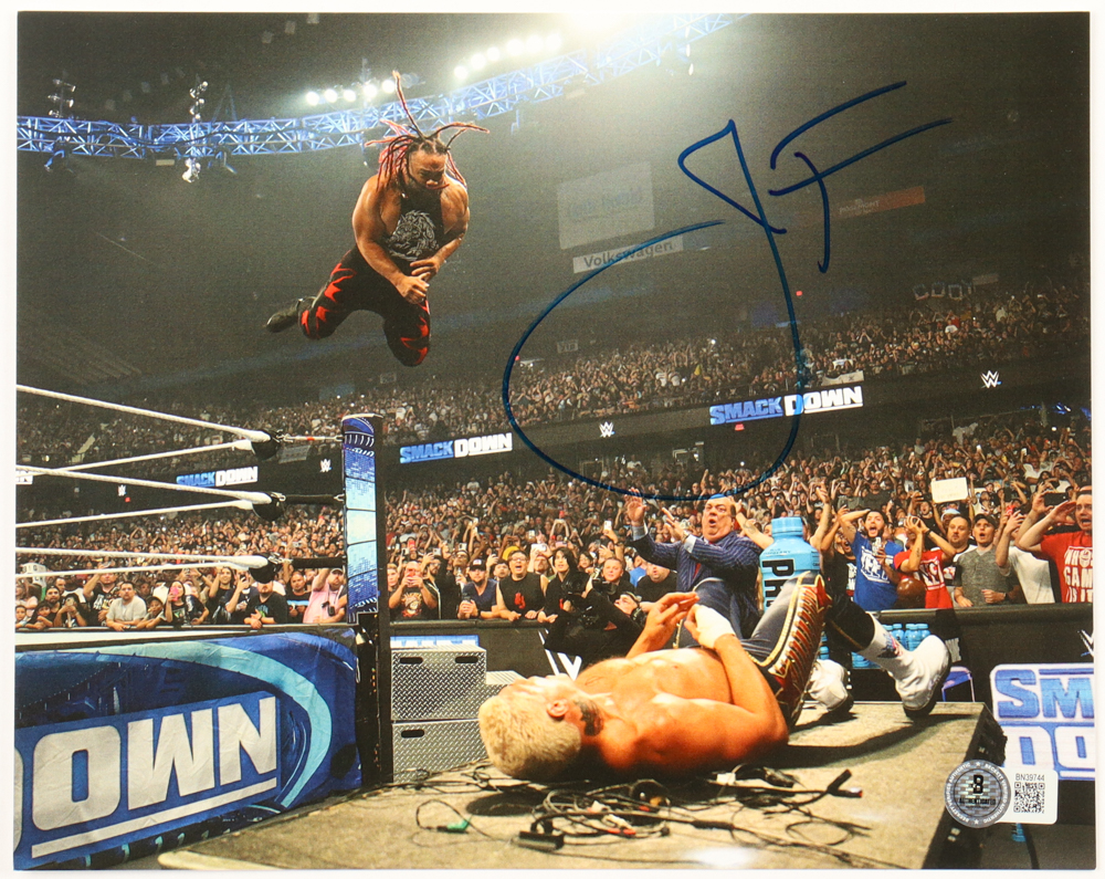 Jacob Fatu Signed WWE 8x10 Photo (Beckett) at PristineAuction.com Jacob Fatu Signed WWE 8x10 Photo (Beckett) at PristineAuction.com