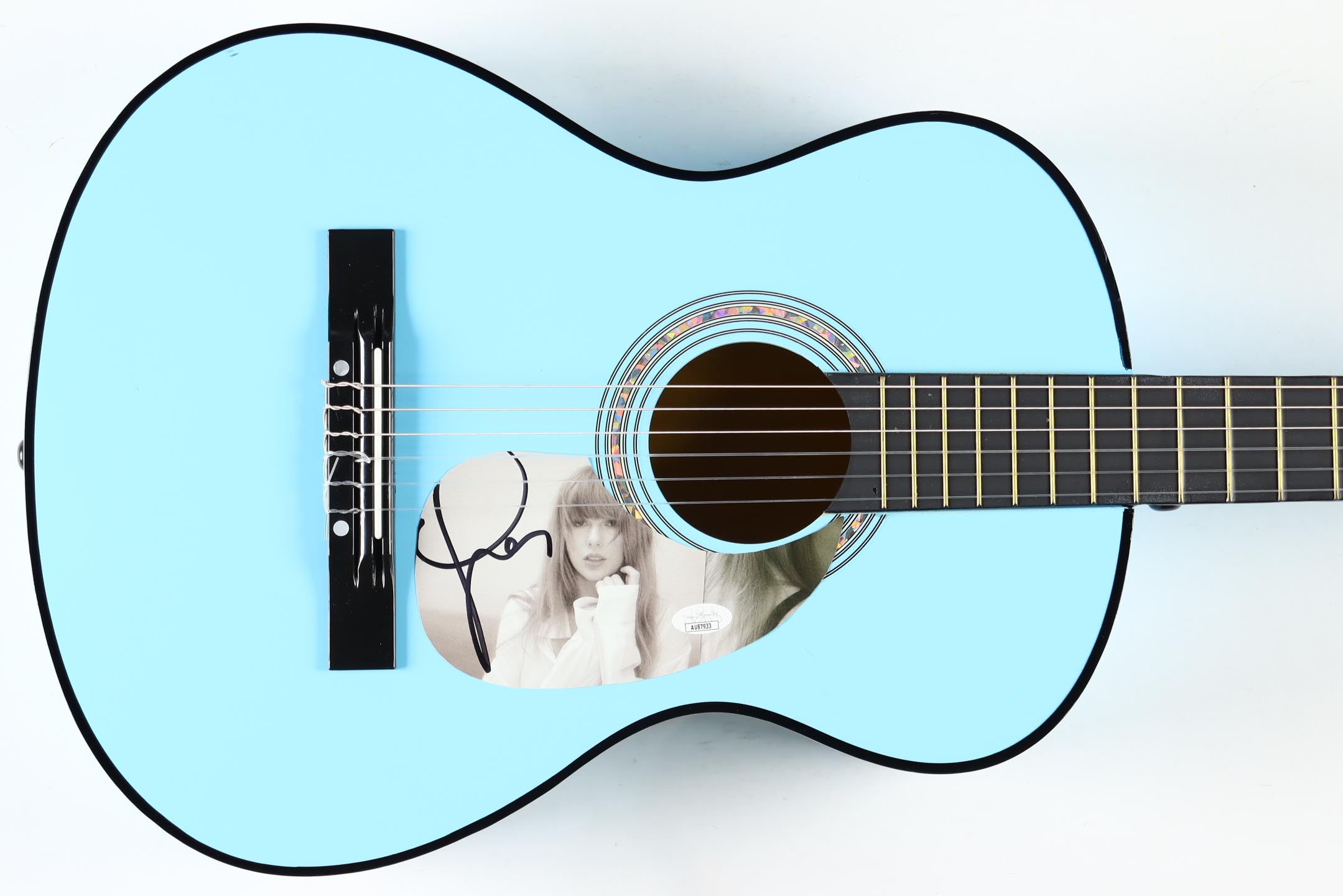 Taylor Swift Signed 38" Acoustic Guitar (JSA) at PristineAuction.com Taylor Swift Signed 38" Acoustic Guitar (JSA) at PristineAuction.com