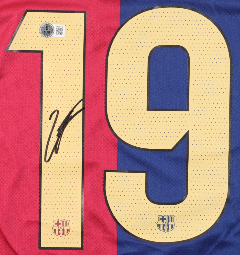 Lamine Yamal Signed FC Barcelona Jersey (Beckett) at PristineAuction.com Lamine Yamal Signed FC Barcelona Jersey (Beckett) at PristineAuction.com