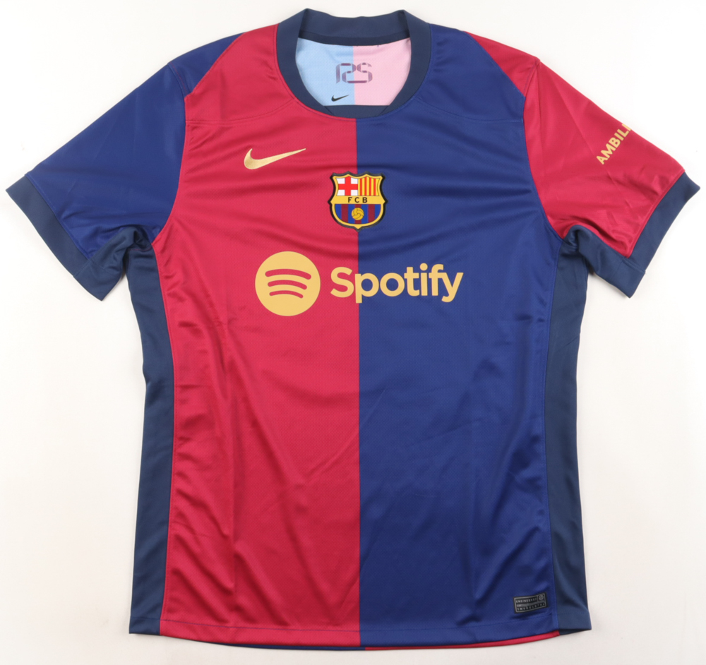 Lamine Yamal Signed FC Barcelona Jersey (Beckett) at PristineAuction.com Lamine Yamal Signed FC Barcelona Jersey (Beckett) at PristineAuction.com