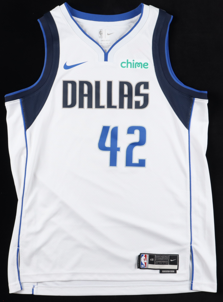 Maxi Kleber Signed Mavericks Jersey (Beckett) at PristineAuction.com Maxi Kleber Signed Mavericks Jersey (Beckett) at PristineAuction.com