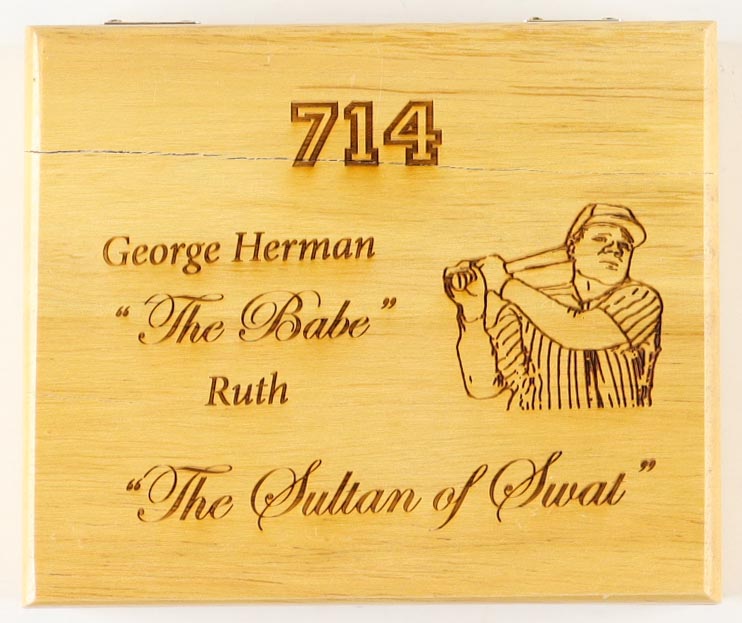 Babe Ruth Vintage 714 Home Run Record Pocket Knife with "Sultan Of Swat" Wooden Display Case at PristineAuction.com Babe Ruth Vintage 714 Home Run Record Pocket Knife with "Sultan Of Swat" Wooden Display Case at PristineAuction.com