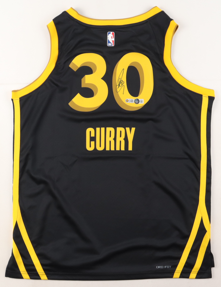 Stephen Curry Signed Warriors Jersey (Beckett & USA SM) at PristineAuction.com Stephen Curry Signed Warriors Jersey (Beckett & USA SM) at PristineAuction.com