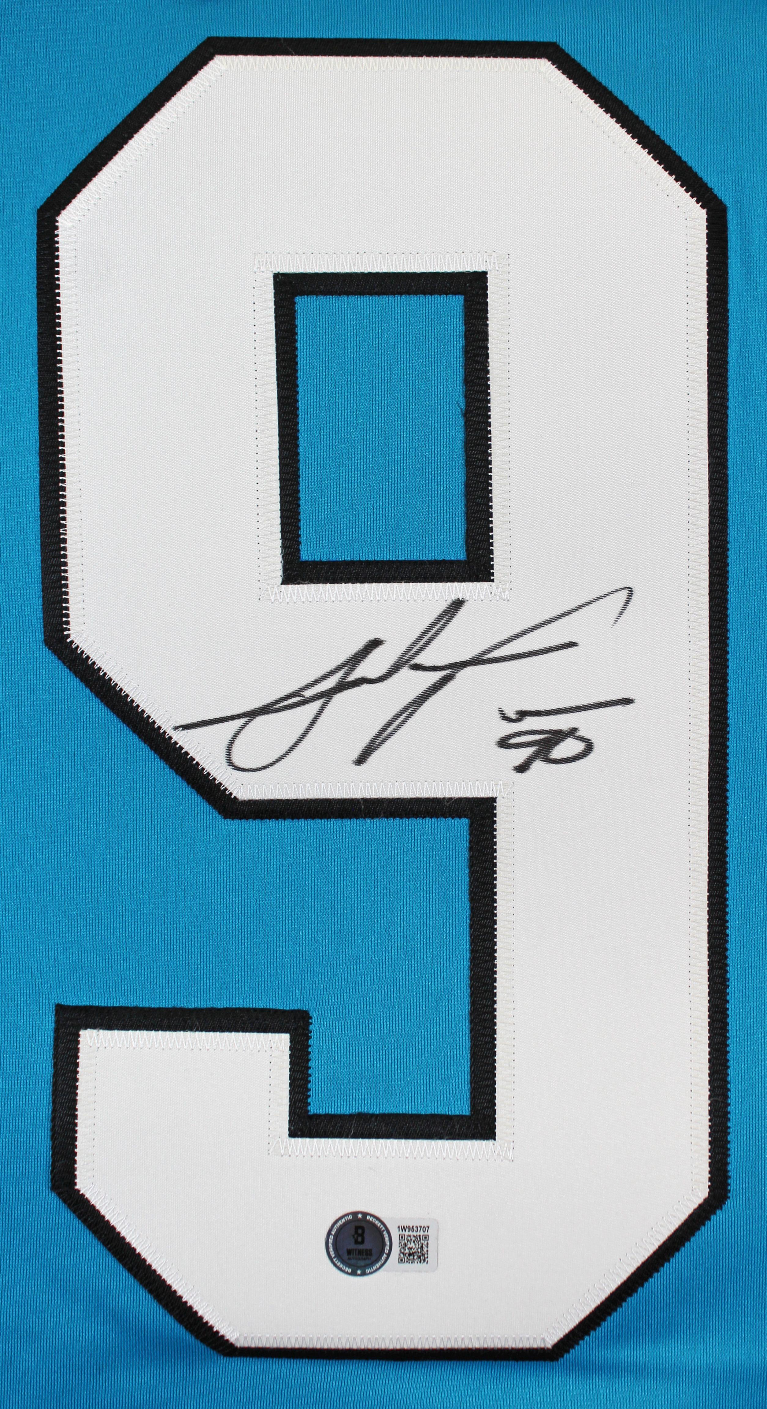 Julius Peppers Signed Panthers Nike Limited Jersey (Beckett) at PristineAuction.com Julius Peppers Signed Panthers Nike Limited Jersey (Beckett) at PristineAuction.com