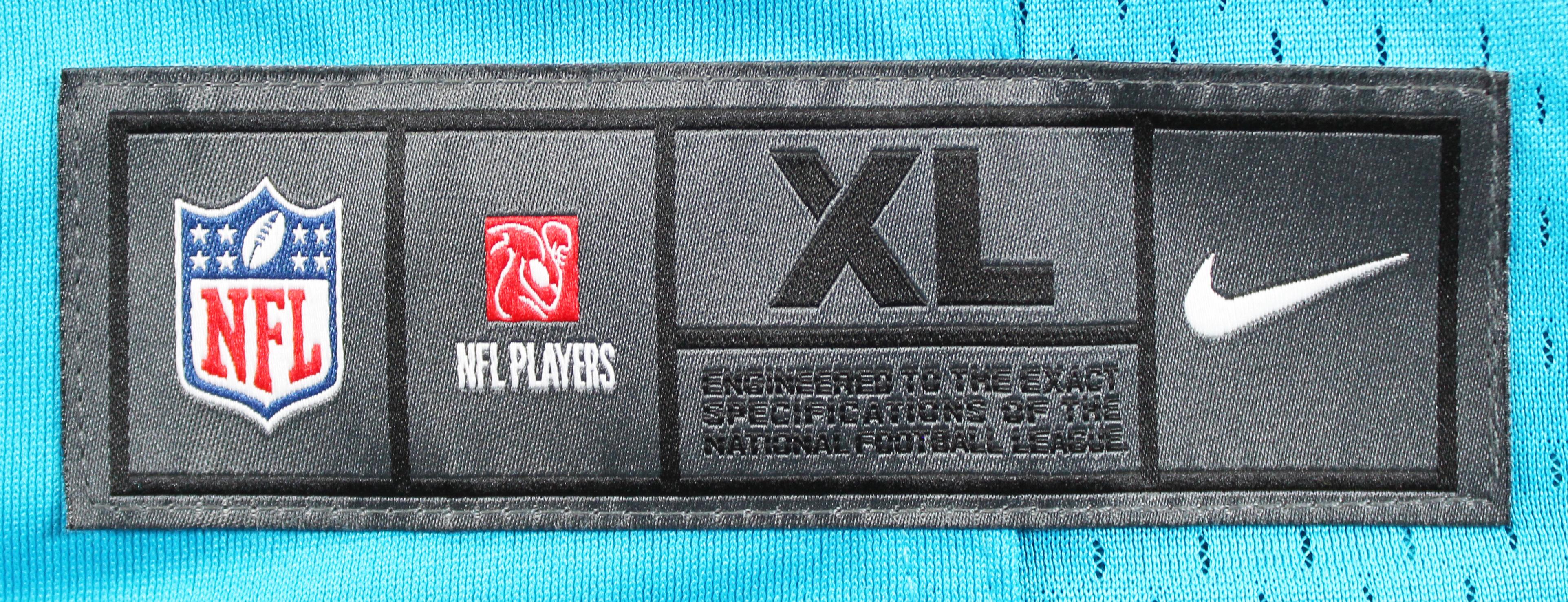 Julius Peppers Signed Panthers Nike Limited Jersey (Beckett) at PristineAuction.com Julius Peppers Signed Panthers Nike Limited Jersey (Beckett) at PristineAuction.com