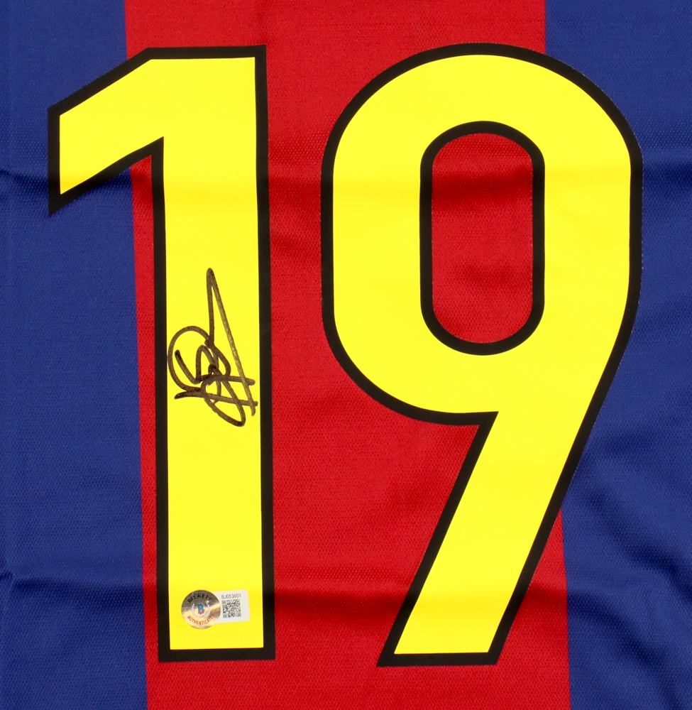 Patrick Kluivert Signed Barcelona Jersey (Beckett) at PristineAuction.com Patrick Kluivert Signed Barcelona Jersey (Beckett) at PristineAuction.com