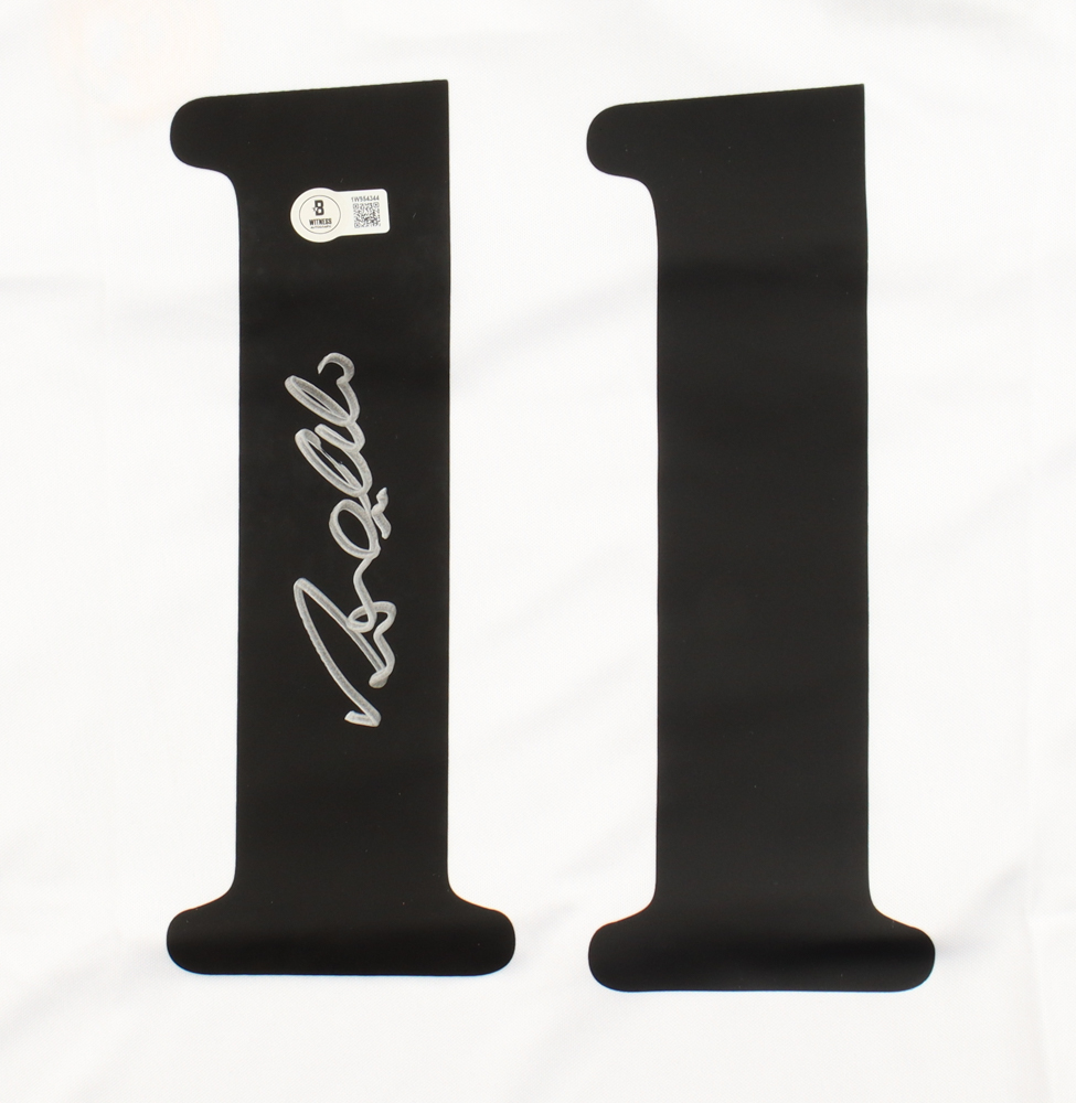 Ronaldo Nazario Signed Real Madrid Jersey (Beckett) at PristineAuction.com Ronaldo Nazario Signed Real Madrid Jersey (Beckett) at PristineAuction.com