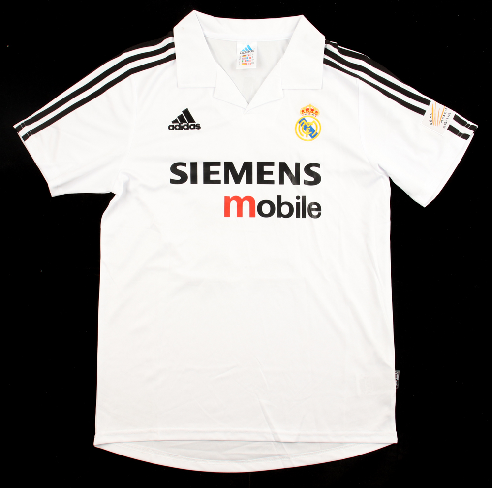 Ronaldo Nazario Signed Real Madrid Jersey (Beckett) at PristineAuction.com Ronaldo Nazario Signed Real Madrid Jersey (Beckett) at PristineAuction.com