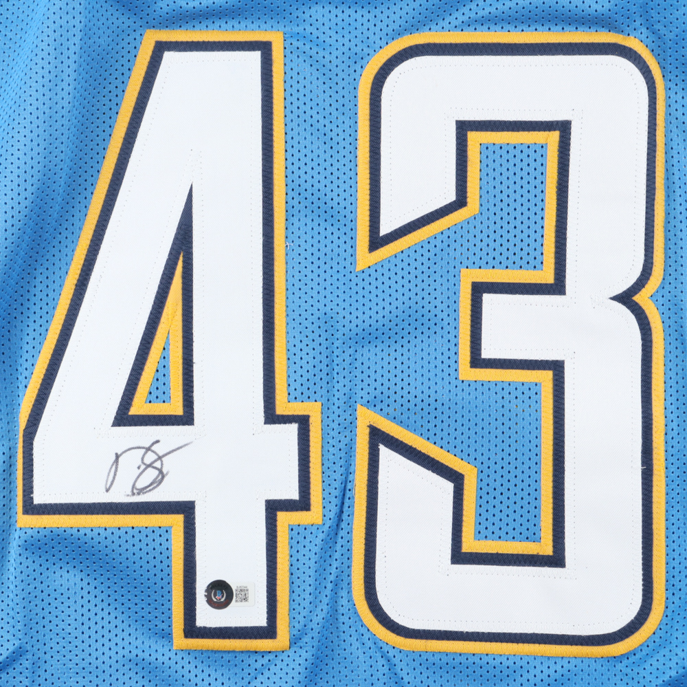 Darren Sproles Signed Jersey (Beckett) at PristineAuction.com Darren Sproles Signed Jersey (Beckett) at PristineAuction.com