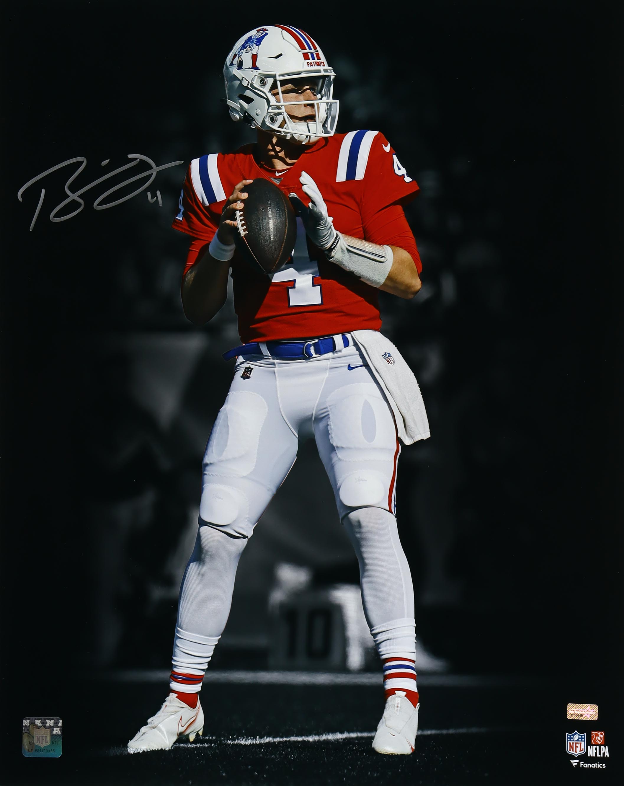 Bailey Zappe Signed Patriots 16x20 Photo (New England Picture) at PristineAuction.com Bailey Zappe Signed Patriots 16x20 Photo (New England Picture) at PristineAuction.com