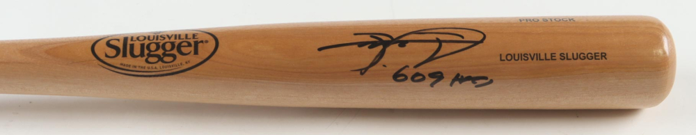 Sammy Sosa Signed Lousville Slugger Baseball Bat Inscribed "609 HRs" (JSA) at PristineAuction.com Sammy Sosa Signed Lousville Slugger Baseball Bat Inscribed "609 HRs" (JSA) at PristineAuction.com