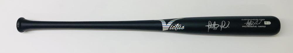 Fernando Tatis Jr. Signed Victus Game Model Bat (MLB & Fanatics) at PristineAuction.com Fernando Tatis Jr. Signed Victus Game Model Bat (MLB & Fanatics) at PristineAuction.com