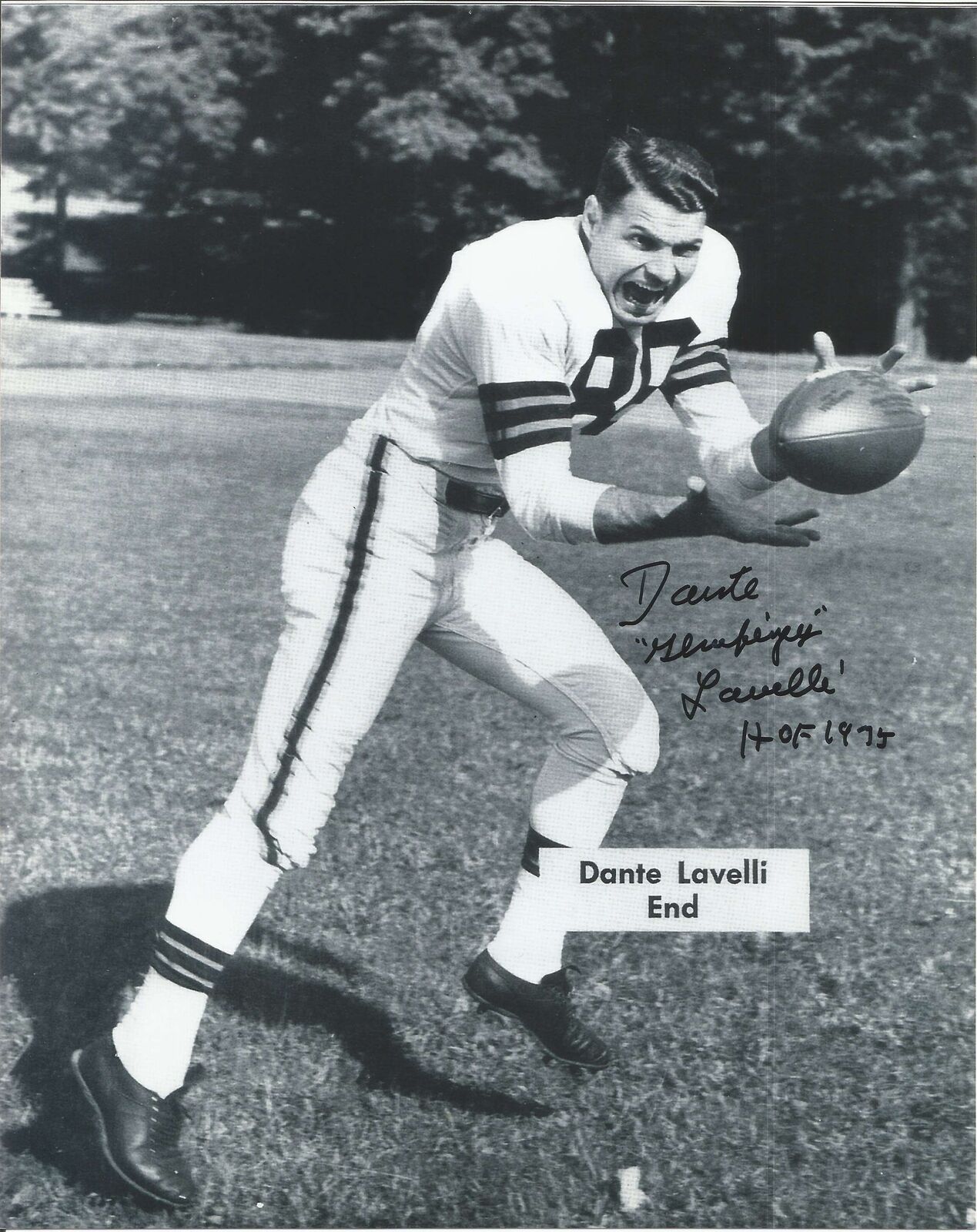 Dante "Gluefingers" Lavelli Signed Browns 8x10 Photo Inscribed "HOF 1975" (JSA) at PristineAuction.com Dante "Gluefingers" Lavelli Signed Browns 8x10 Photo Inscribed "HOF 1975" (JSA) at PristineAuction.com