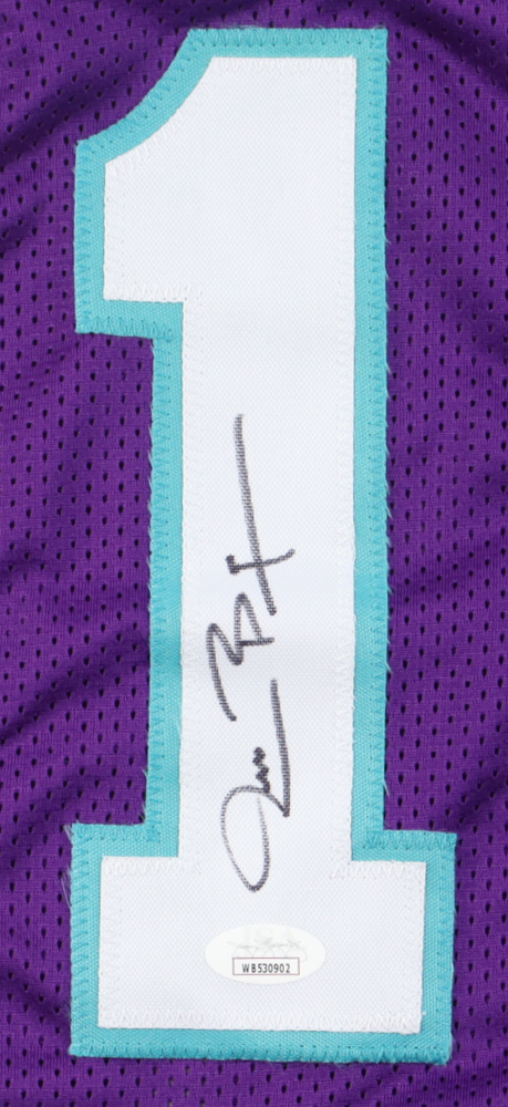 Muggsy Bogues Signed Jersey (JSA) at PristineAuction.com Muggsy Bogues Signed Jersey (JSA) at PristineAuction.com