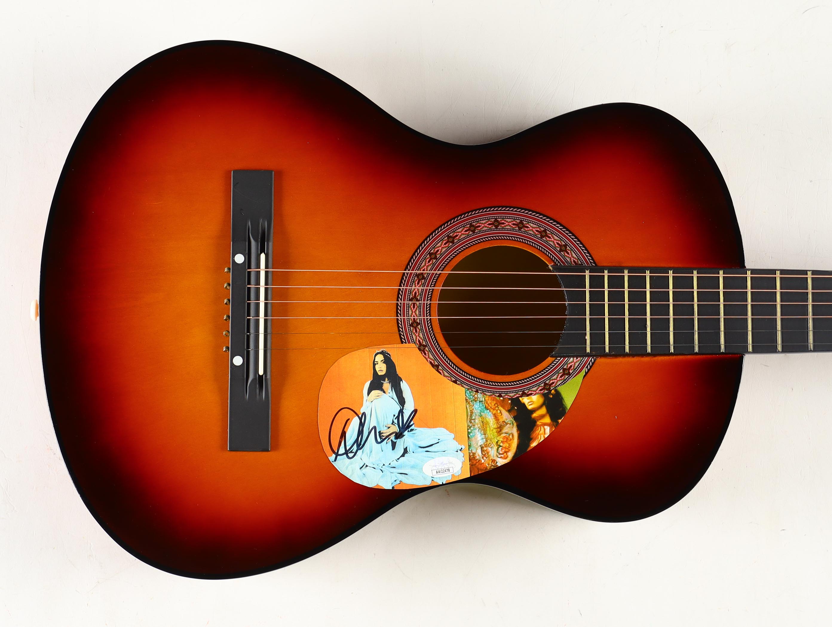 Demi Lovato Signed 38" Acoustic Guitar (JSA) at PristineAuction.com Demi Lovato Signed 38" Acoustic Guitar (JSA) at PristineAuction.com