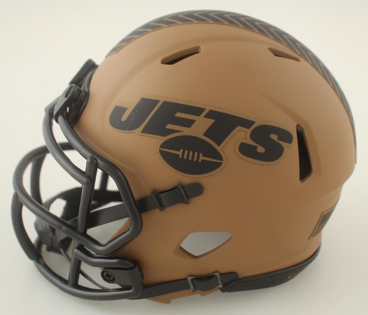 Davante Adams Signed Jets Salute To Service Alternate Speed Mini Helmet (Beckett) at PristineAuction.com Davante Adams Signed Jets Salute To Service Alternate Speed Mini Helmet (Beckett) at PristineAuction.com