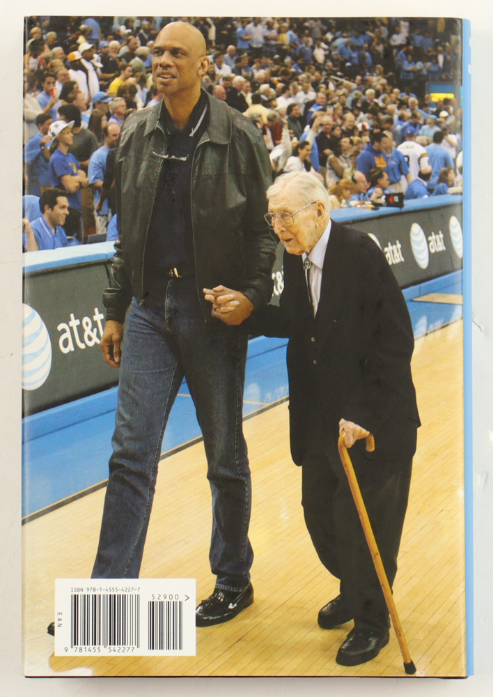 Kareem Abdul-Jabbar Signed "Coach Wooden and Me" Hardcover Book (Beckett) at PristineAuction.com Kareem Abdul-Jabbar Signed "Coach Wooden and Me" Hardcover Book (Beckett) at PristineAuction.com