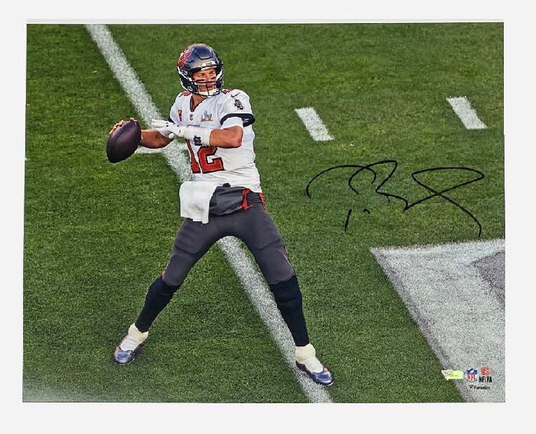 Game Day Legends Pristine Multi-Sport Mystery Box - Photograph Edition- Series 1 #32/100 at PristineAuction.com Game Day Legends Pristine Multi-Sport Mystery Box - Photograph Edition- Series 1 #32/100 at PristineAuction.com