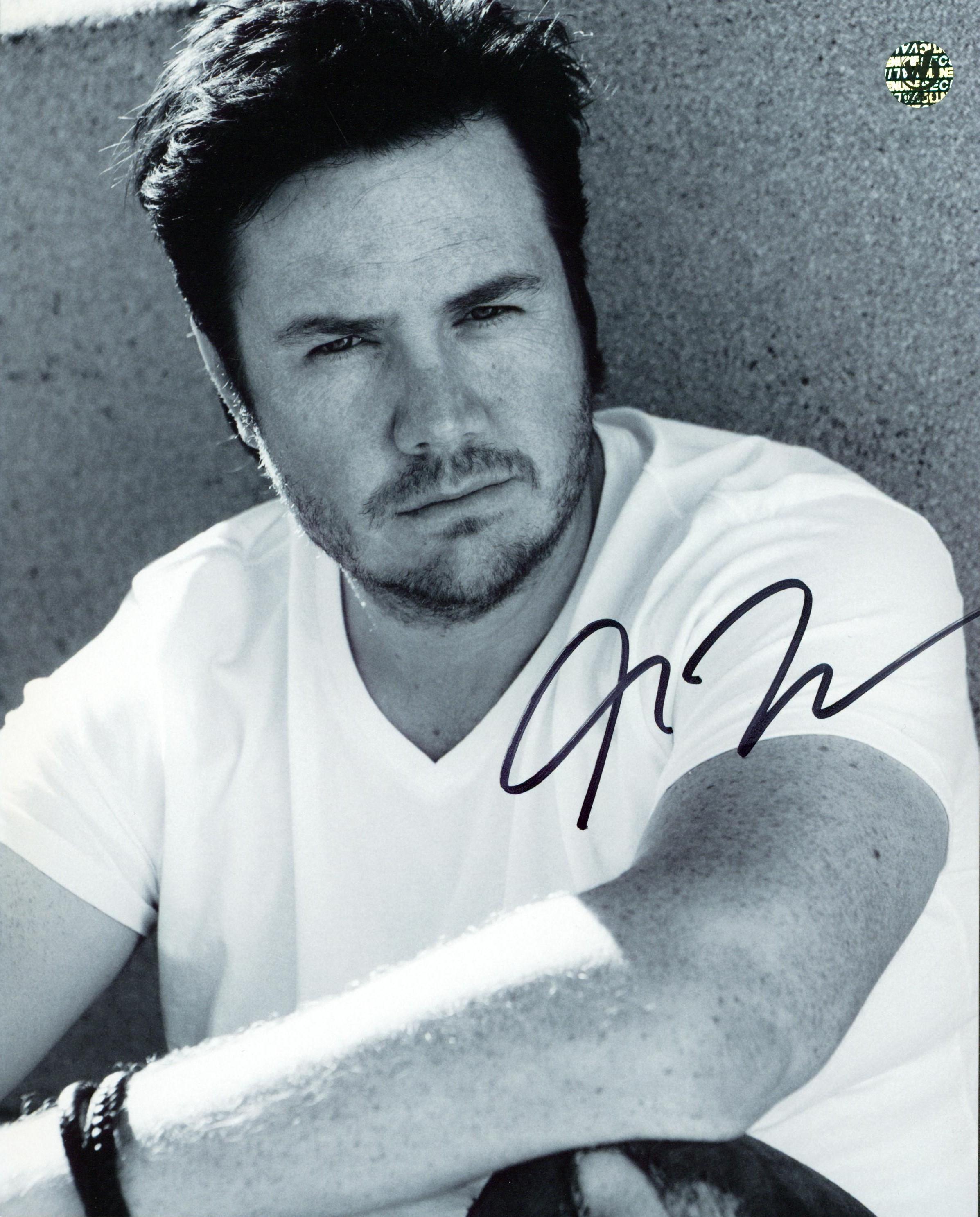 Josh McDermitt Signed "The Walking Dead" 8x10 Photo (Wizard World) at PristineAuction.com Josh McDermitt Signed "The Walking Dead" 8x10 Photo (Wizard World) at PristineAuction.com